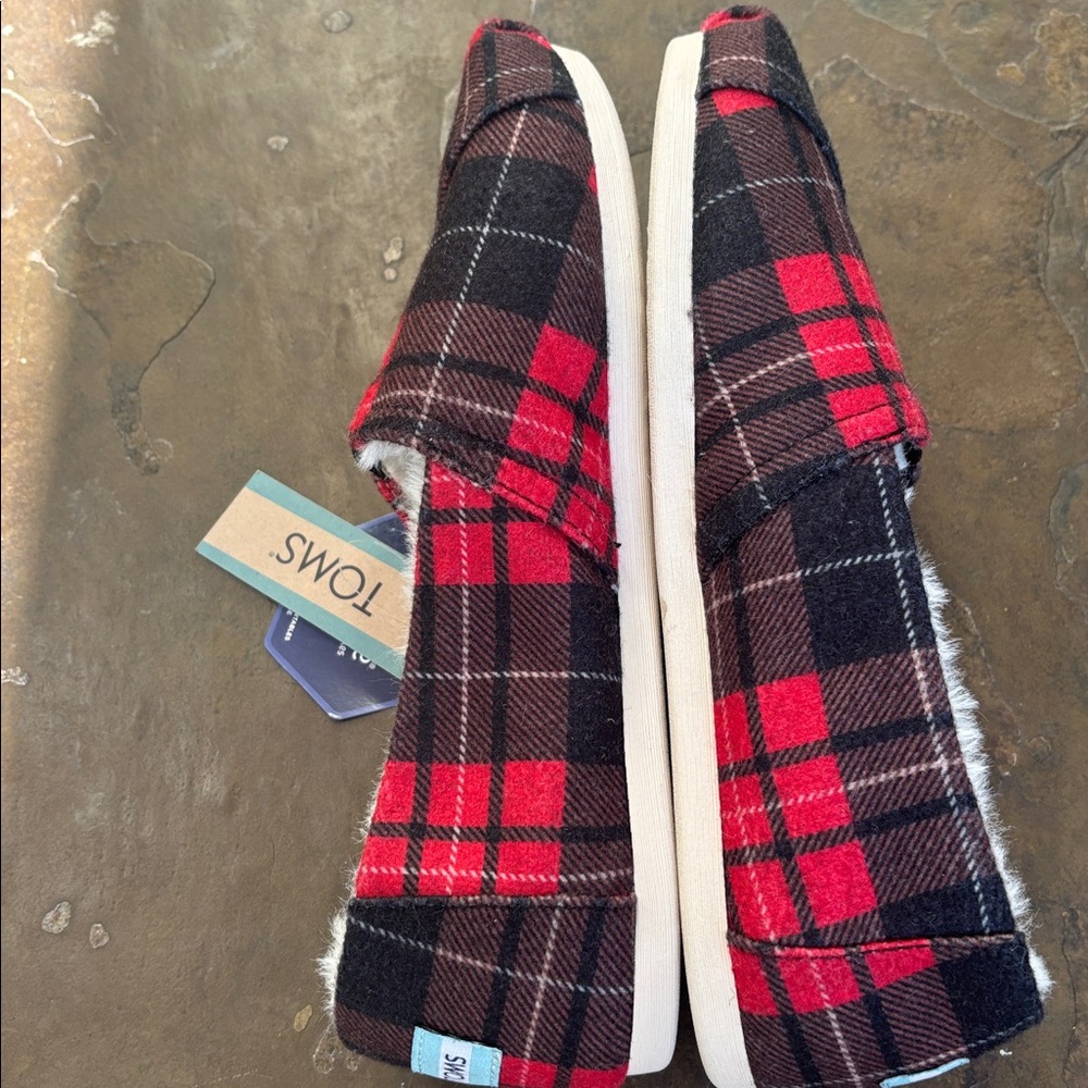 Toms Alpargata Cozy Slip-On Flats - Picture 7 of 12